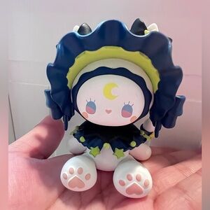 ❤️Emma Series  Figure